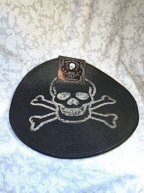 NWT 14.5" Spooky Skeletons Placemats sequined skull and crossbones on woven base
